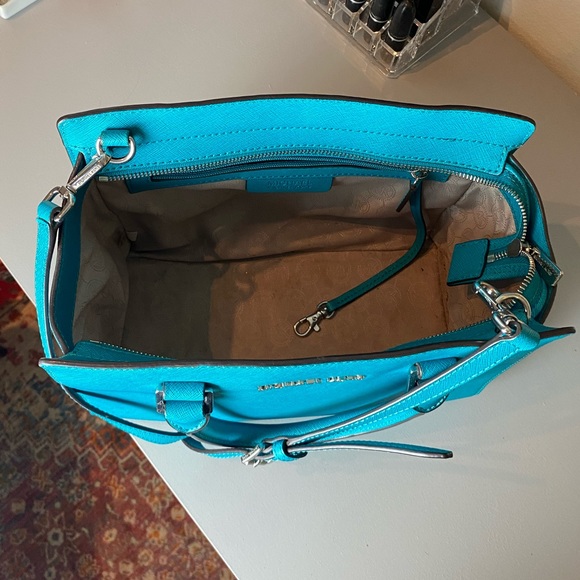 Michael Kors Crossbody Purse - Picture 14 of 15